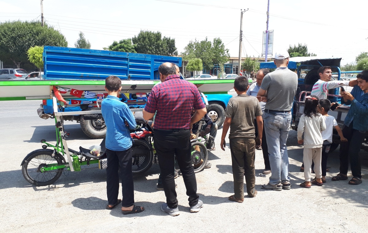 The attraction of the trike did complicate simple daily tasks like stopping for a bit stop or a quick snack.